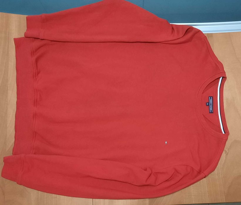 Tommy Hilfiger-Като Нова