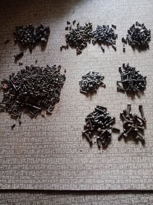 Продам разные болты