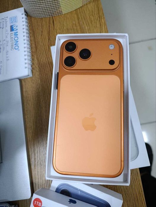 iPhone 17 Pro Max 4\64 sifat yaxshi arzochisi emas