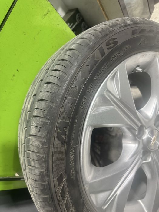 Продаются шины от Oxix Premier R16/195/55