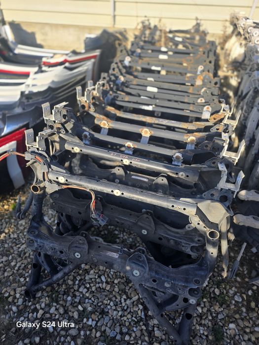 Cadru motor normal.bmw f30 f31 f20 f36 f32