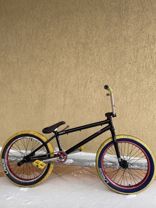 Vând Bicicleta Bmx Wethepeople