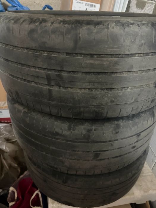 Продам резину летнюю R18 бу