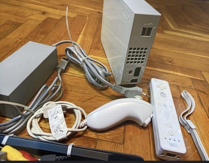 PachetWii complet (pentru un jucator), original-Nintendo, impecabil.