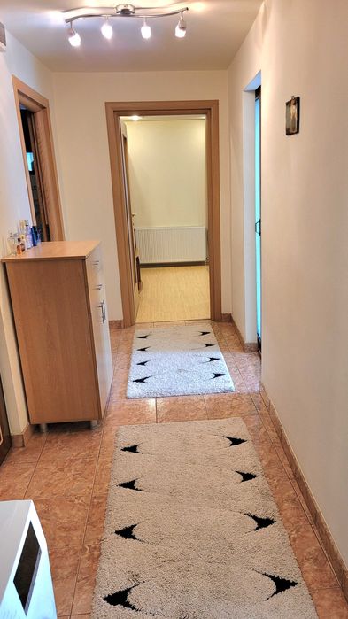 Vând apartament 3 camere, situat pe strada Ecaterina Teodoroiu