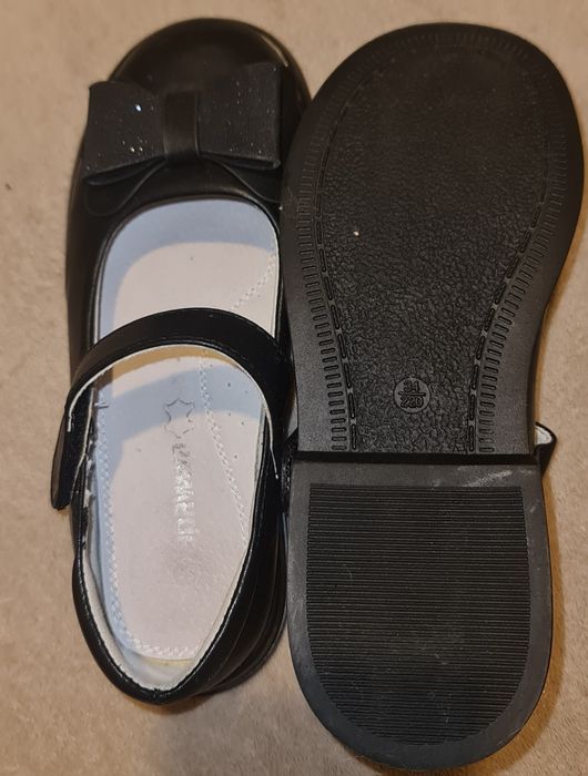 Pantofi scoala piele noi