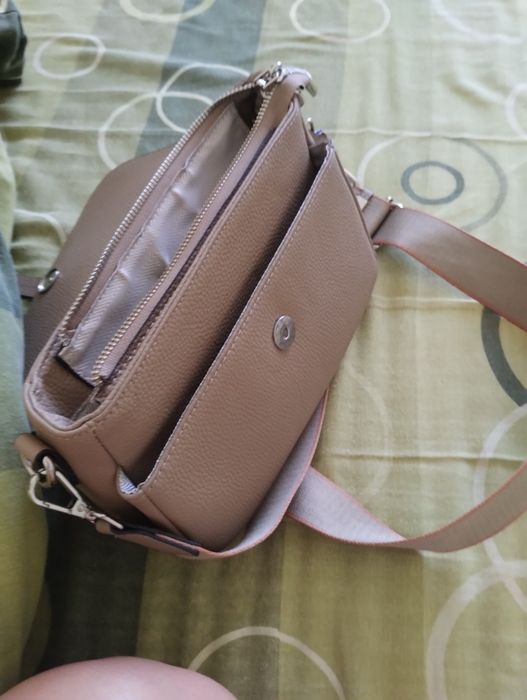 Geanta din piele naturala