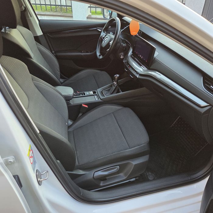 Skoda Octavia 2022 2.0TDi 116CP EURO 6~recent adus~Camera marsalier~Front Assist~Cockpit~Keyless
