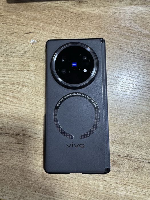 Продам Vivo X Fold 5