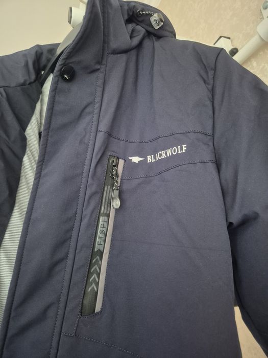 Продам новую куртку демисезон