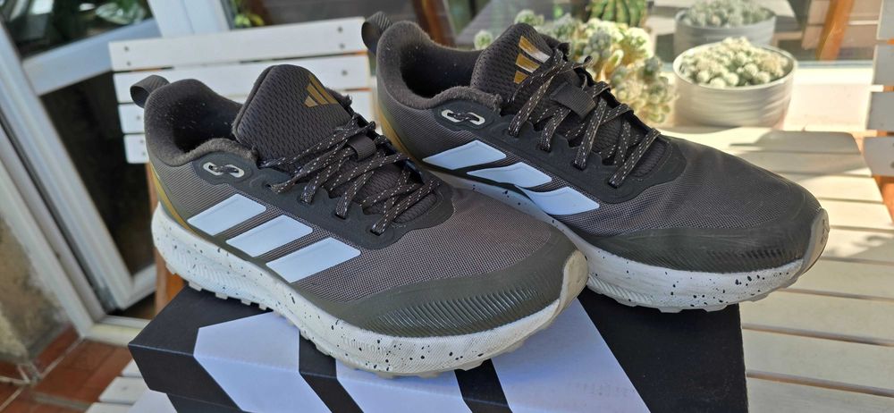 Adidas маратонки  41 ⅓