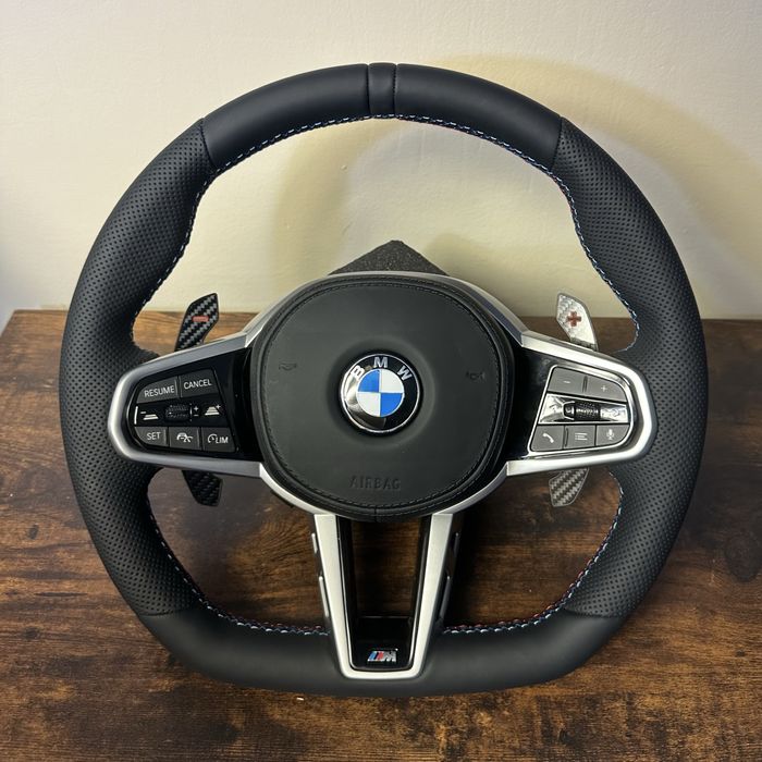 Volan BMW M CS tesit G10 G30 G31 cu incalzire si vibratii fara airbag