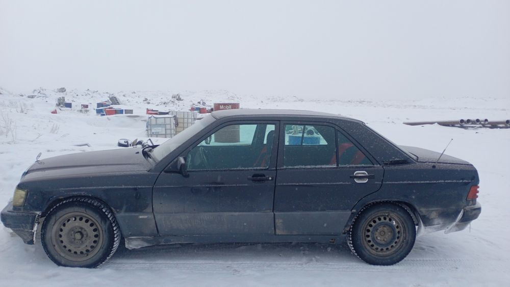 Продаю Мерседес 190