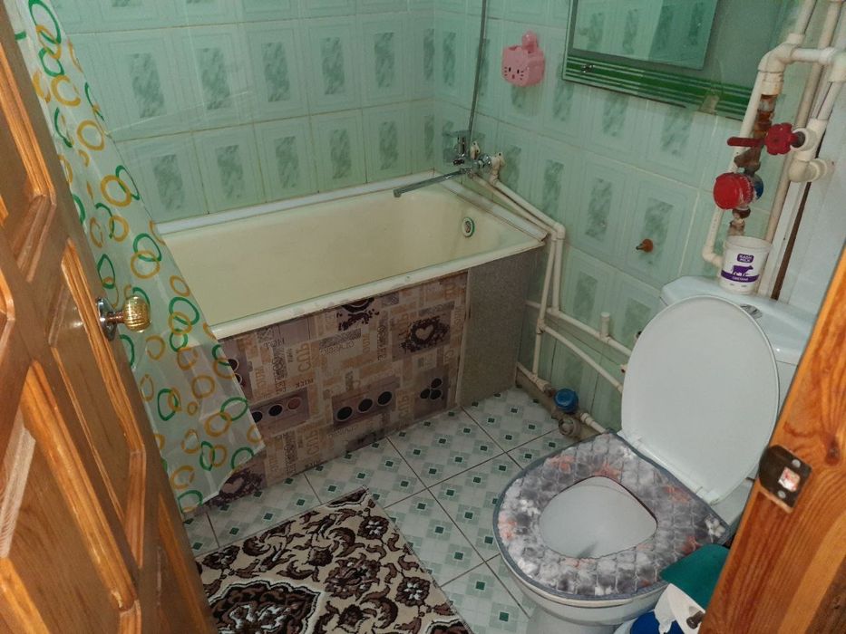 Каллинский массив 2хонали барча жихозлари билан сотилади.