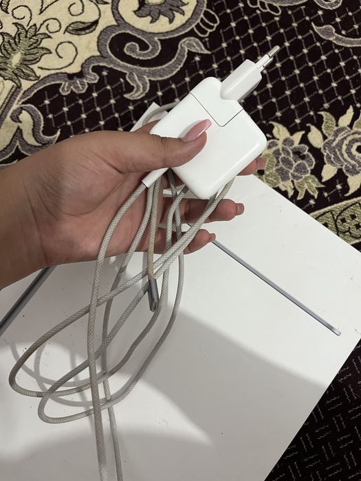 Macbook Air 13.6 в идеальном состоянии!