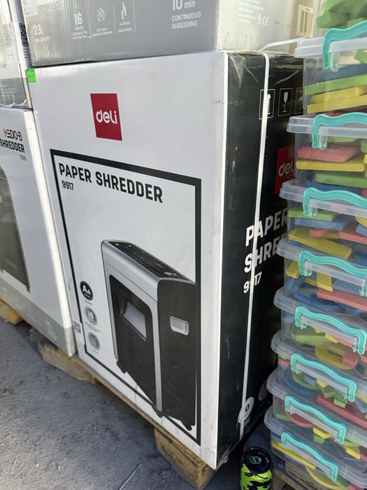 Shreder 9917 deli ( уничточитель бумаги )
