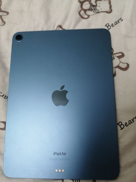 IPAD AIR 5  64GB 10.9дюм