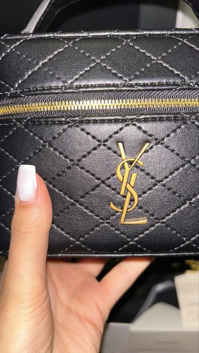 Geanta YSL pe stoc