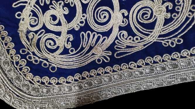 Мъжки традиционен костюм (носия) мода Амалия