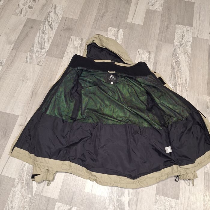Geacă Vaude mărimea XL