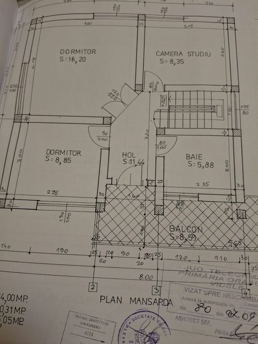 Vind Casa cu teren