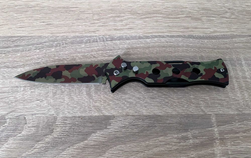 Briceag supravietuire camuflaj Model 3 Gauri prind curea 21 cm Dalimag