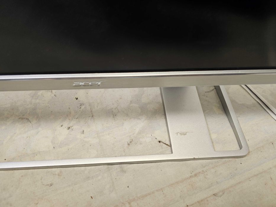 Monitor 4k Acer s277k IPS