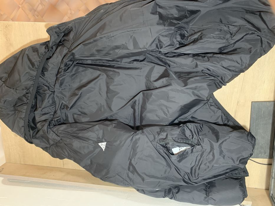 Продам куртку ACG