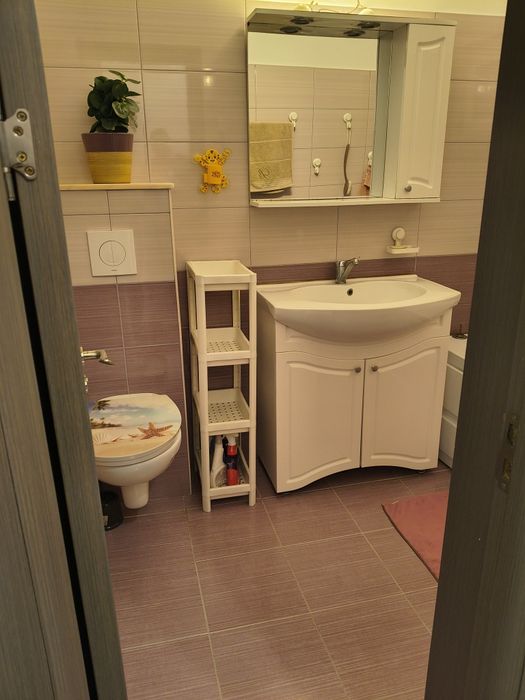 Apartament 3 camere de inchiriat