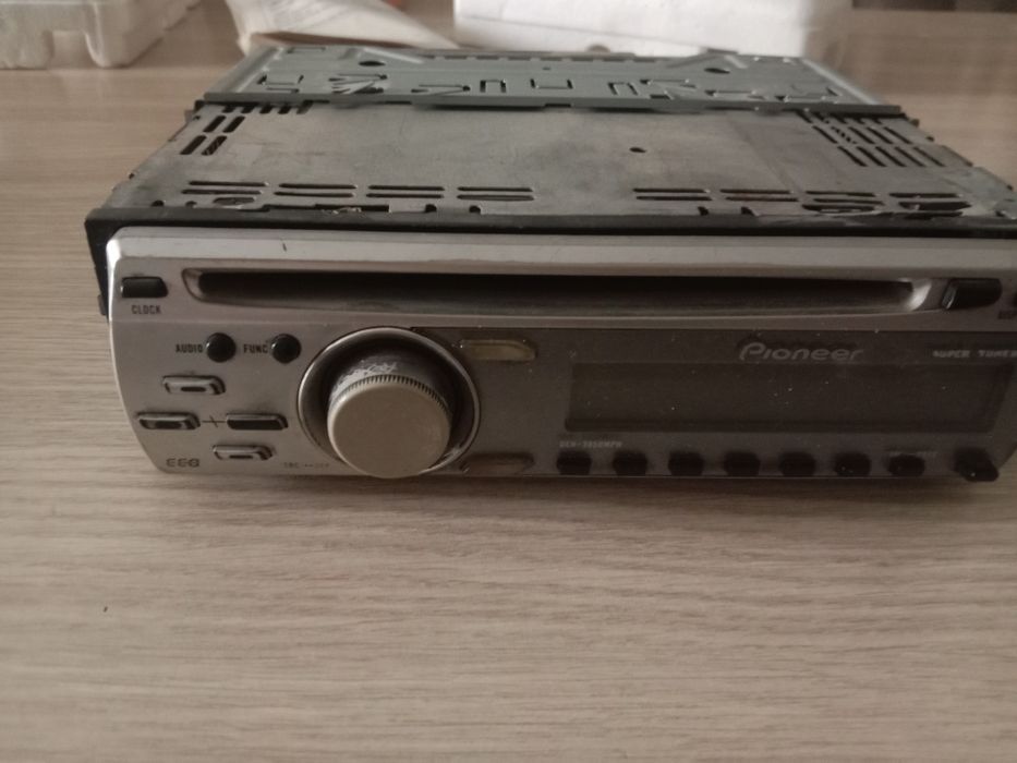 Продам магнитофон пионер