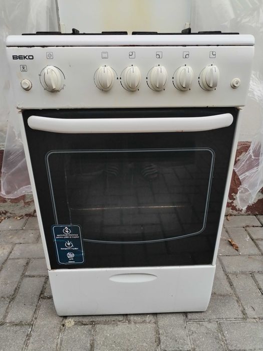 Aragaz Beko de vânzare. Tel 0786644760