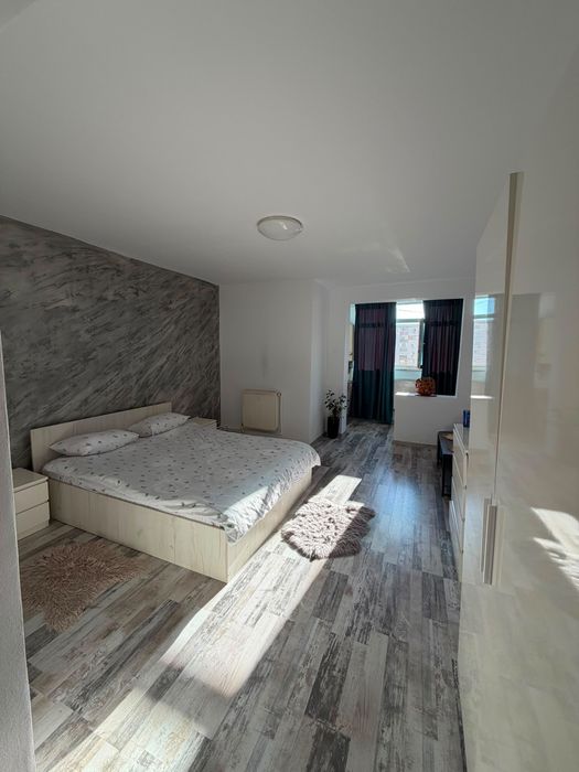 Vand garsoniera 32 mp