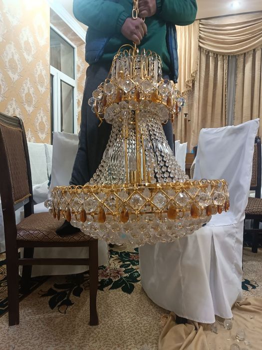 Люстра 3 штуки болшые