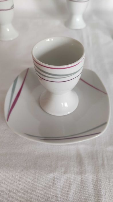 Комплект от 6 бр.коктиери +6 бр.подложни чинийки