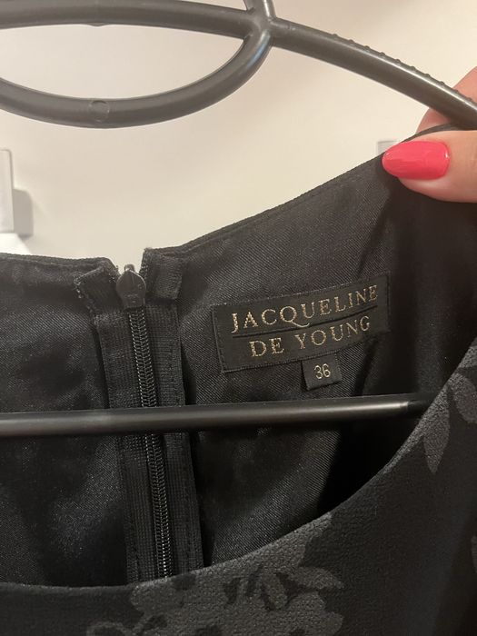 Женски рокли маркови