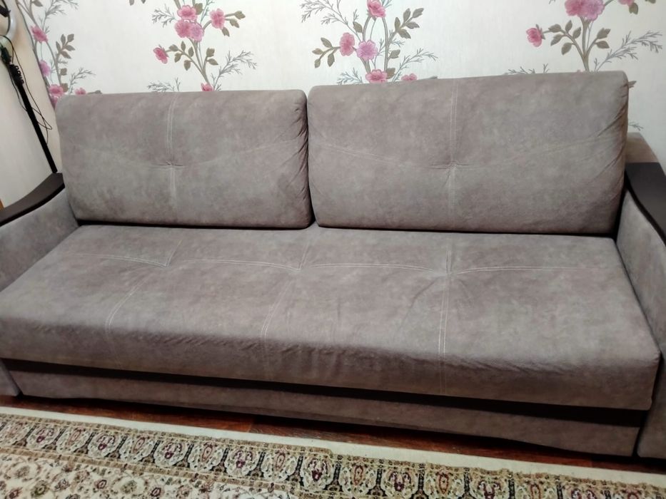 Мебель, диван, кресла, стол сервант комод