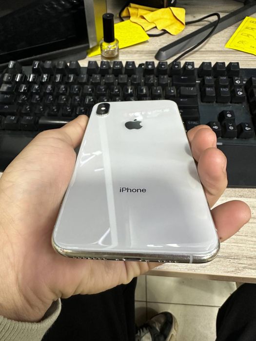 Xs max holati yaxsh xotira 256tali yomkist 80 karopka dakement bor
