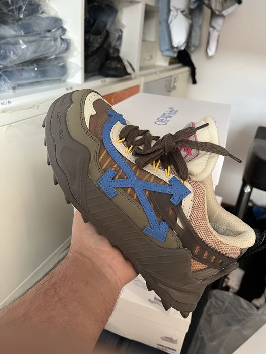 Off white odsy (marimi 40;41)