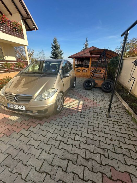 Mercedes-Benz A 180