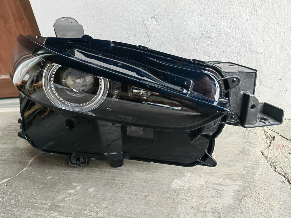 Фар Mazda CX30 FULL LED десен / Фар Мазда ЦХ30 Оригинален