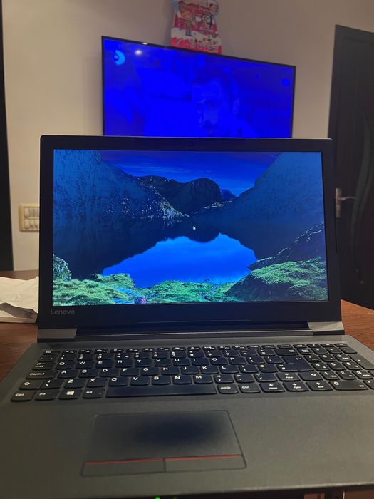 Vand laptop Lenovo