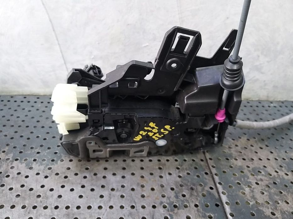 Broasca usa stanga spate mercedes b class w247 a2477331900