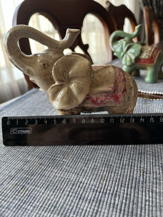 Продаю статуэтки слонов