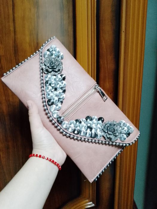 Женский клач розови