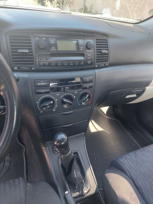 Toyota Corolla 2.0 d4d , Тойота Корола на части!
Януари 2004