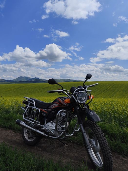 Продам мотоцикл Vilimi v-200