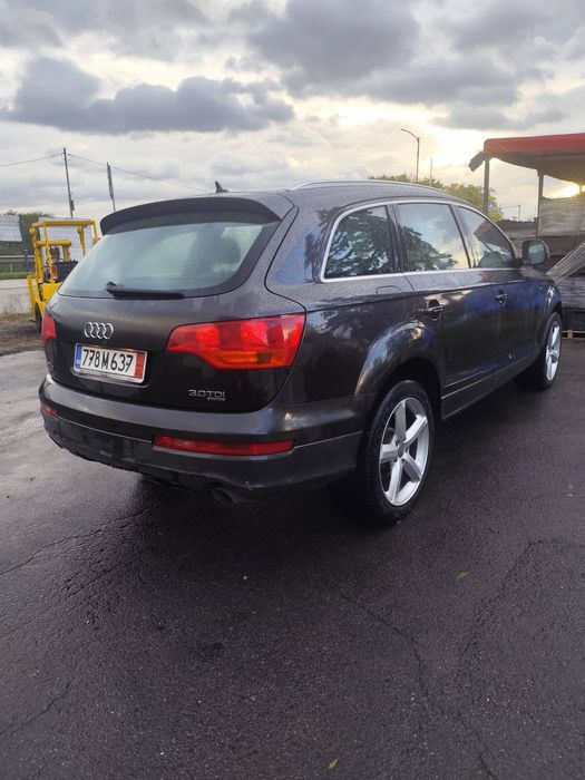 AUDI Q7 продава се