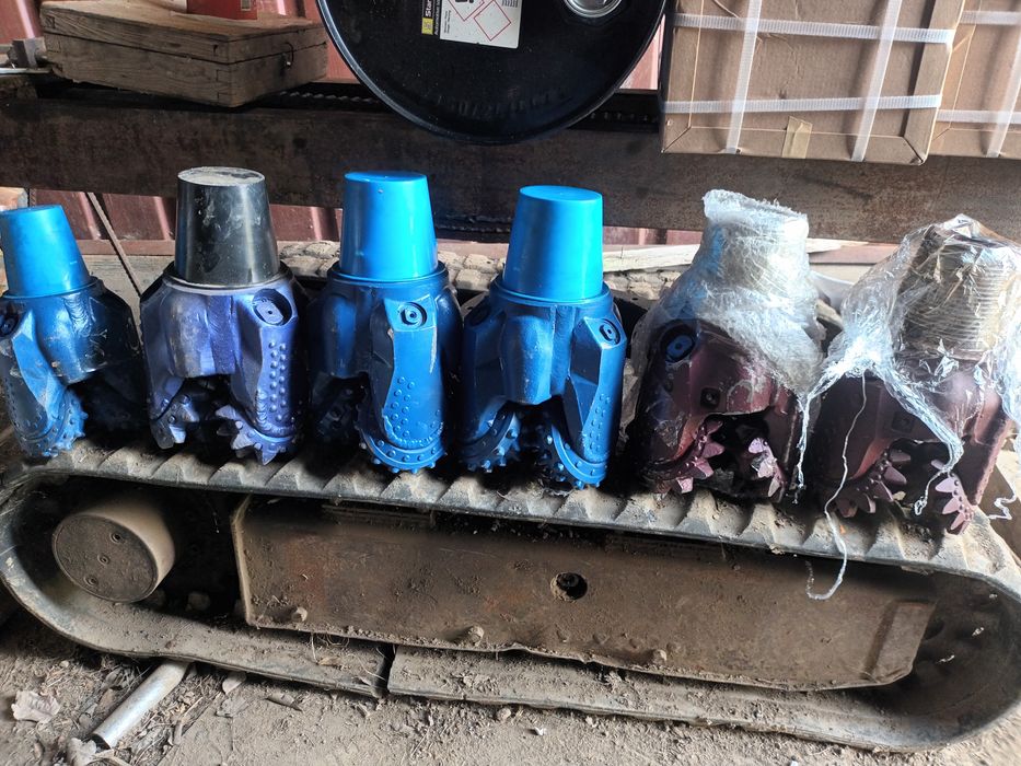 Сондажно триролково длето