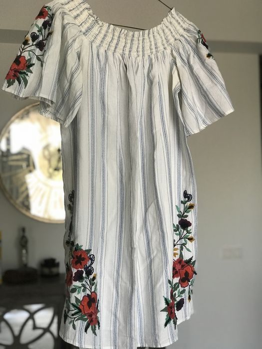 Bluza/Rochita Zara din bumbac cu flori brodate