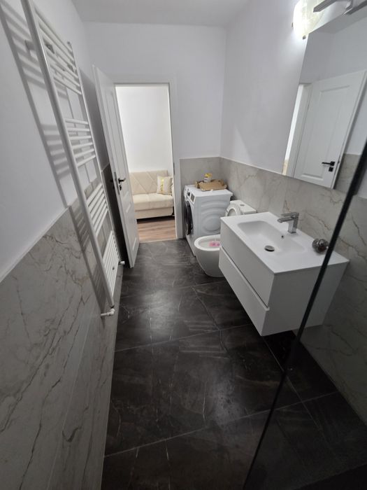 Proprietar – Închiriez apartament 1 cameră decomandat, zonă centrală (Sf. Lazăr, Palas)